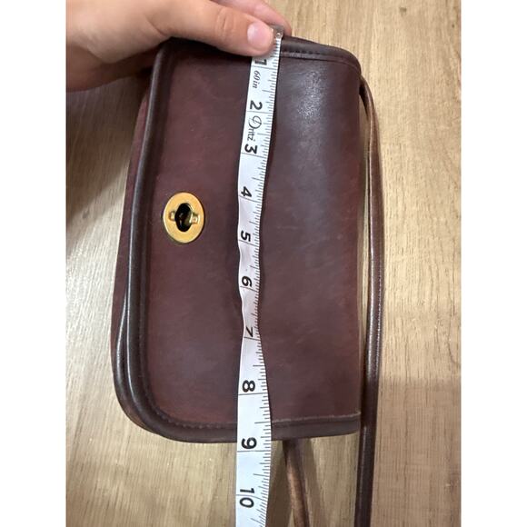Vintage Coach USA Leather Crossbody Bag Brown Turnlock Flap Purse - Picture 9 of 10